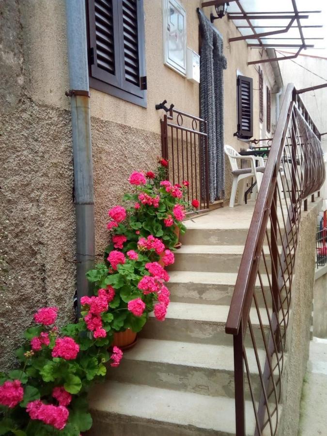Apartment Nadija Brseč Εξωτερικό φωτογραφία
