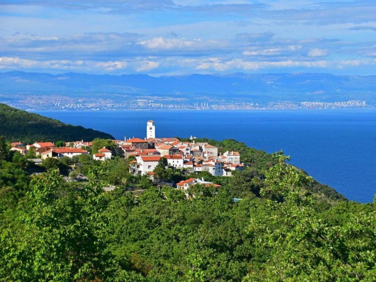 Apartment Nadija Brseč Εξωτερικό φωτογραφία